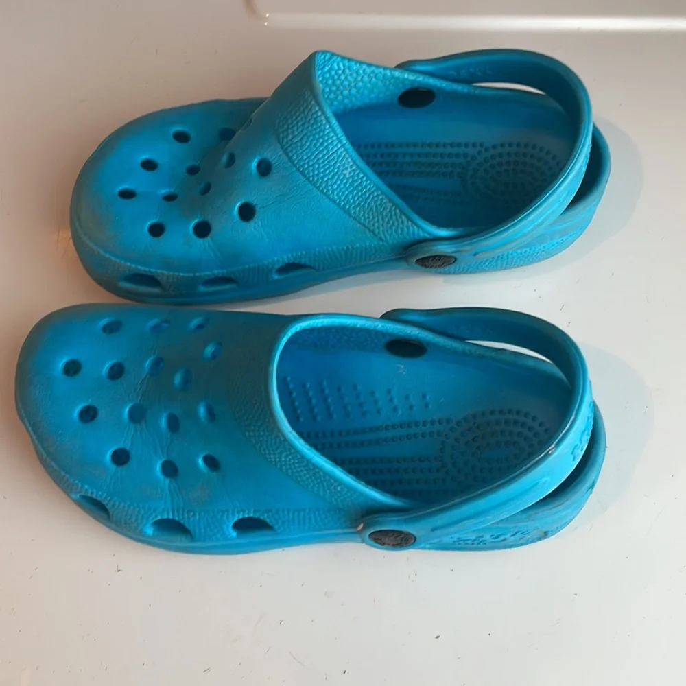 Holey Soles Kids water shoes slip on blue size 12 toddler